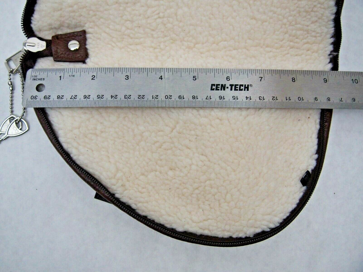Pistol rug interior padding