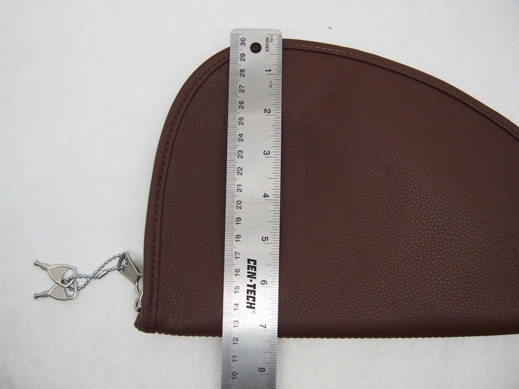 Pistol rug zipper and lock